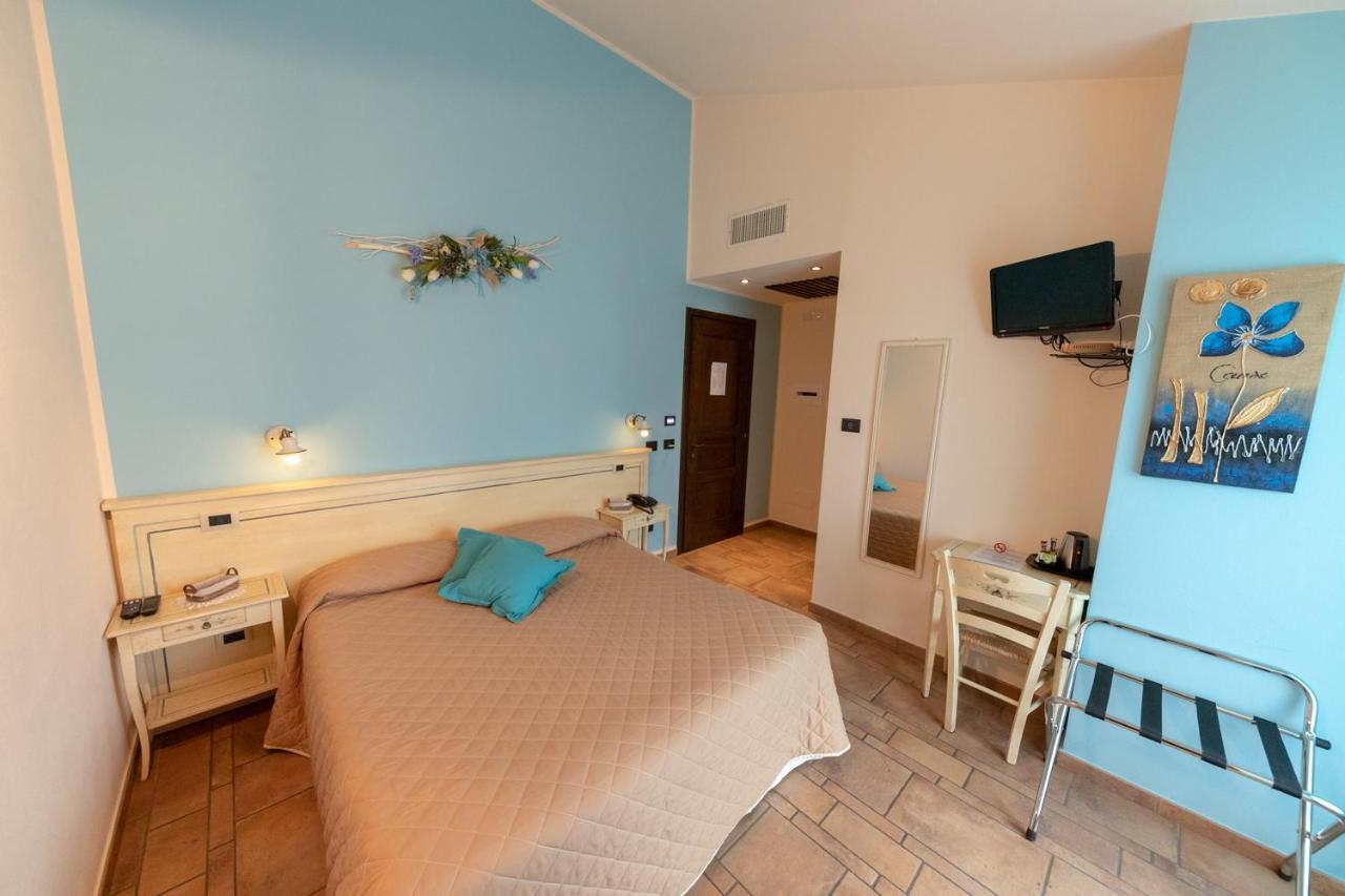 Agriturismo La Dimora Del Contadino มอนโดวี ภายนอก รูปภาพ