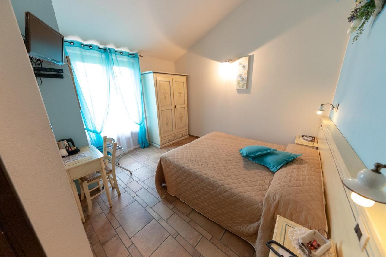 Agriturismo La Dimora Del Contadino มอนโดวี ภายนอก รูปภาพ